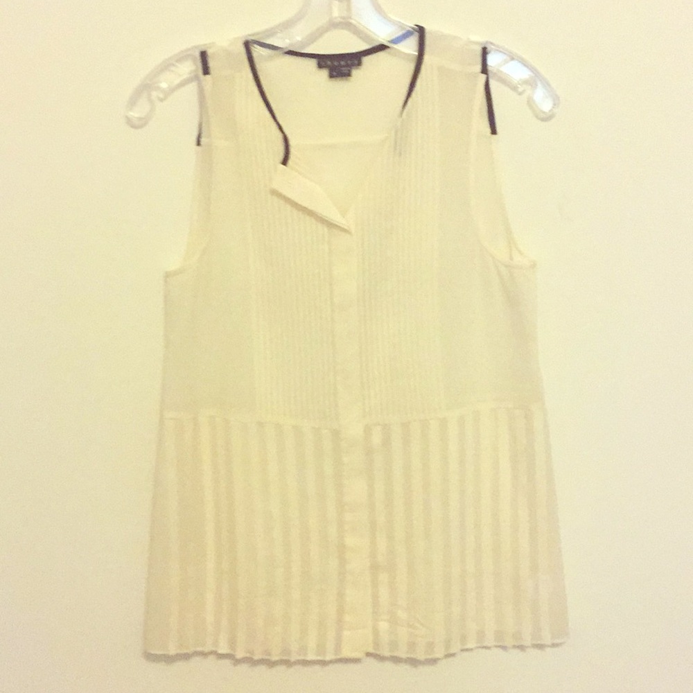 Sleeveless pleated Theory blouse